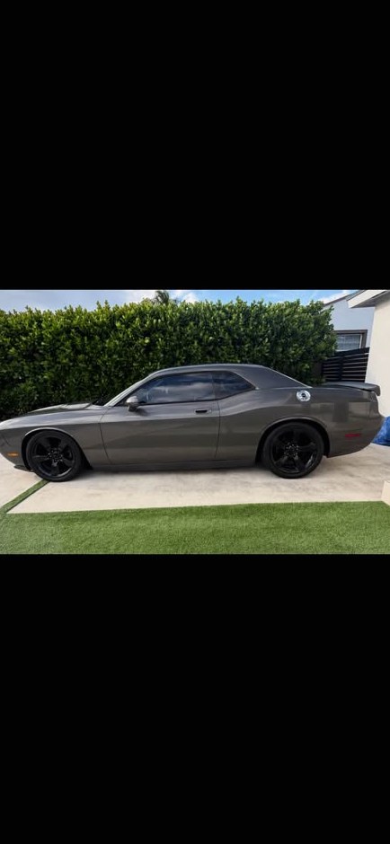 2009 Dodge Challenger SRT Hellcat