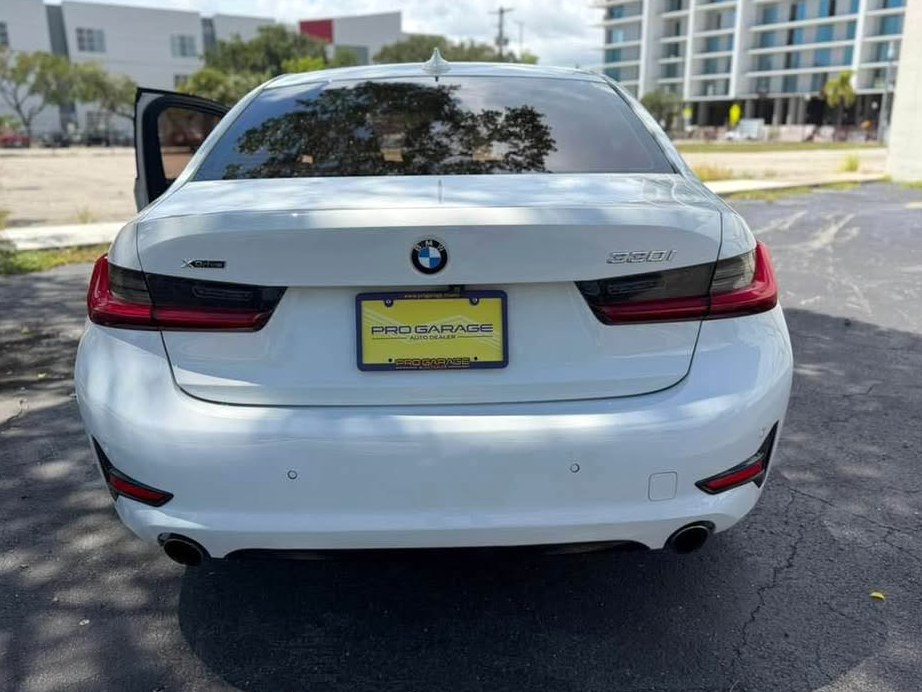 2019 BMW 3 series 330xi