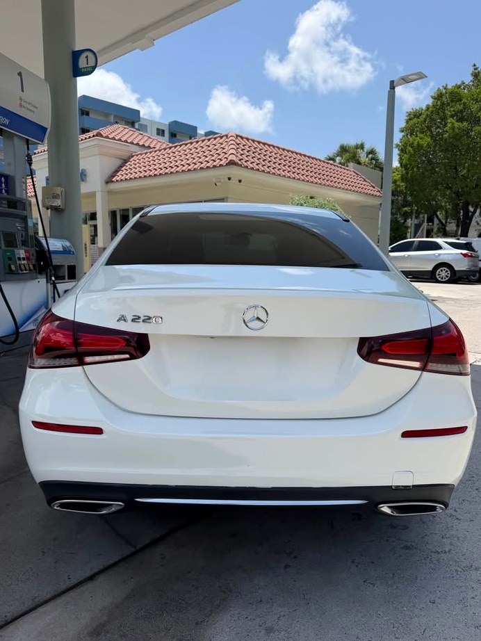 2021 Mercedes-Benz A-class A 220