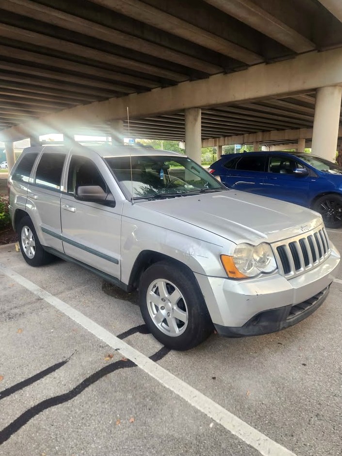 2009 Jeep Grand cherokee Laredo