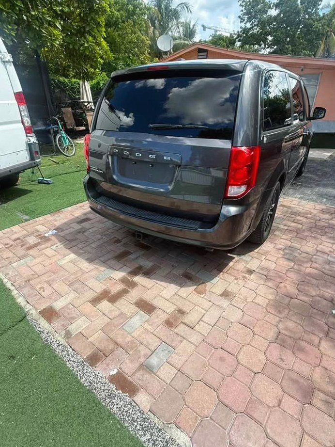 2017 Dodge Grand caravan