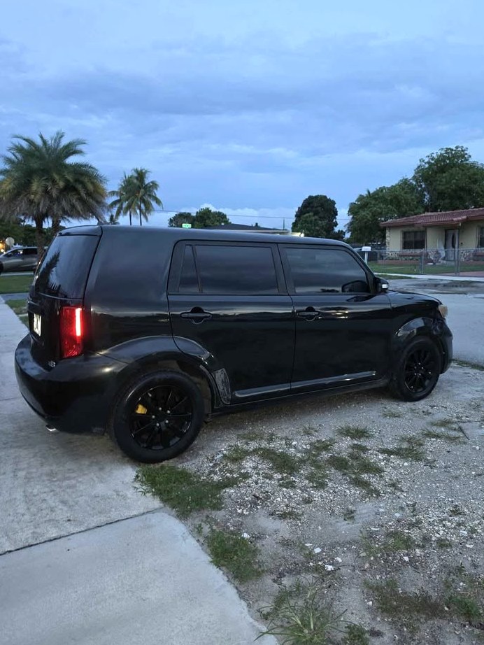 2010 Scion Xb Release Series