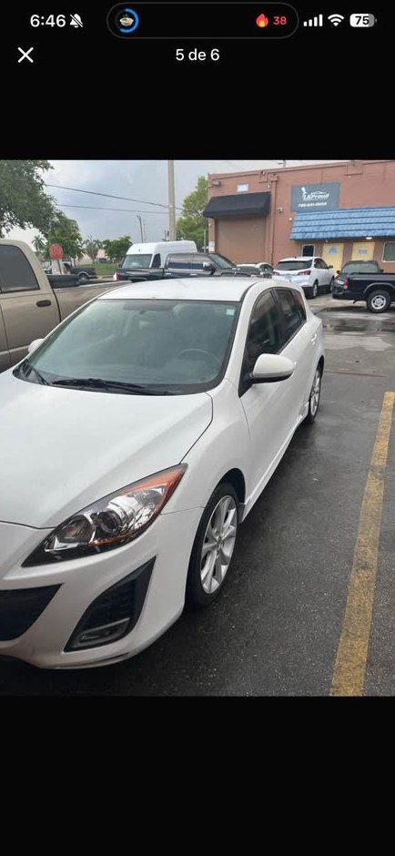 2011 Mazda 3 s Hatchback