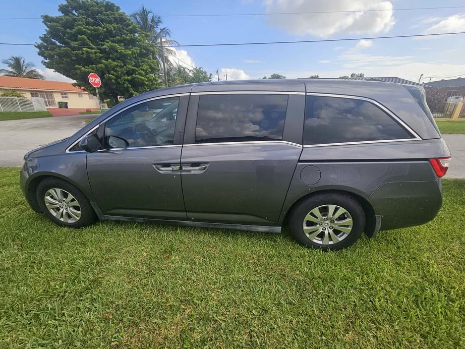 2015 Honda Odyssey EX-L w/DVD