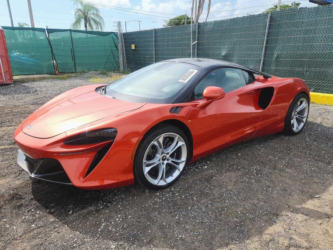 2023 Mclaren Automotive Artura