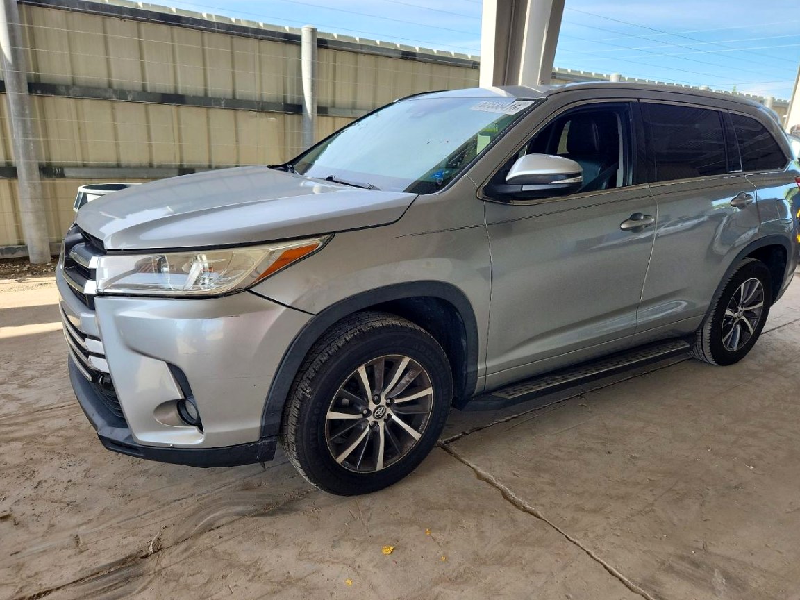 2017 Toyota Highlander