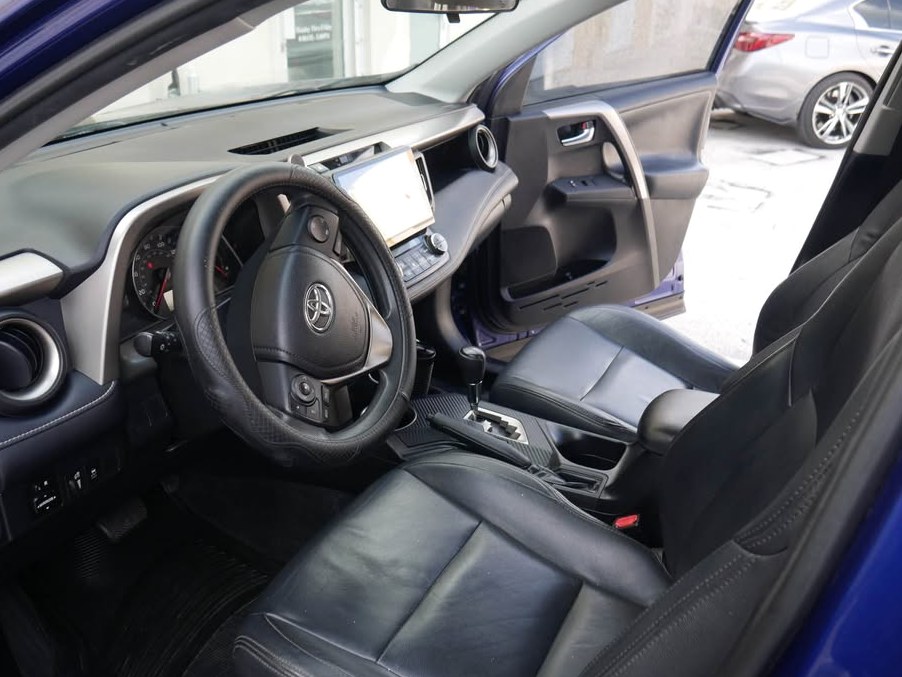 2015 Toyota Rav4 XLE Sport
