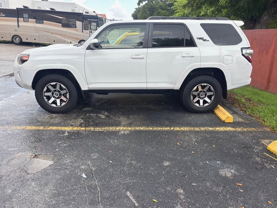 2023 Toyota 4runner TRD Off-Road