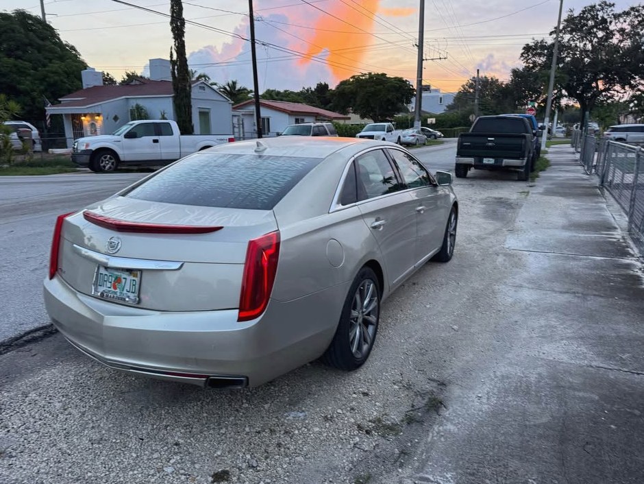 2013 Cadillac Xts Luxury Collection