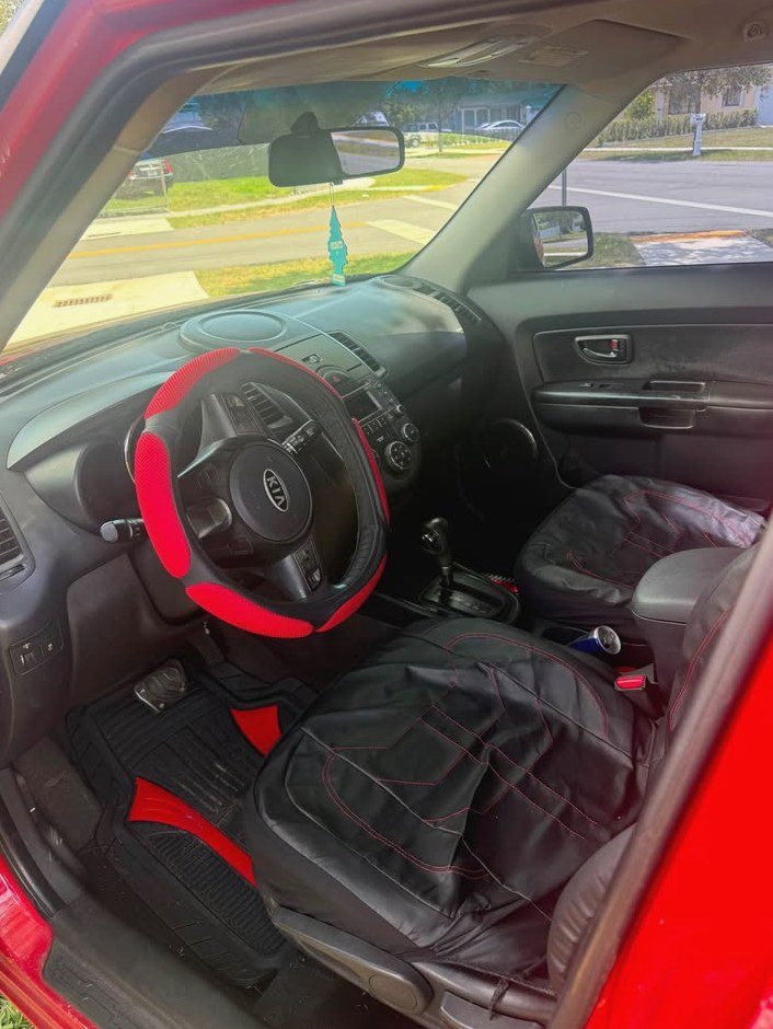 2010 Kia Soul Le