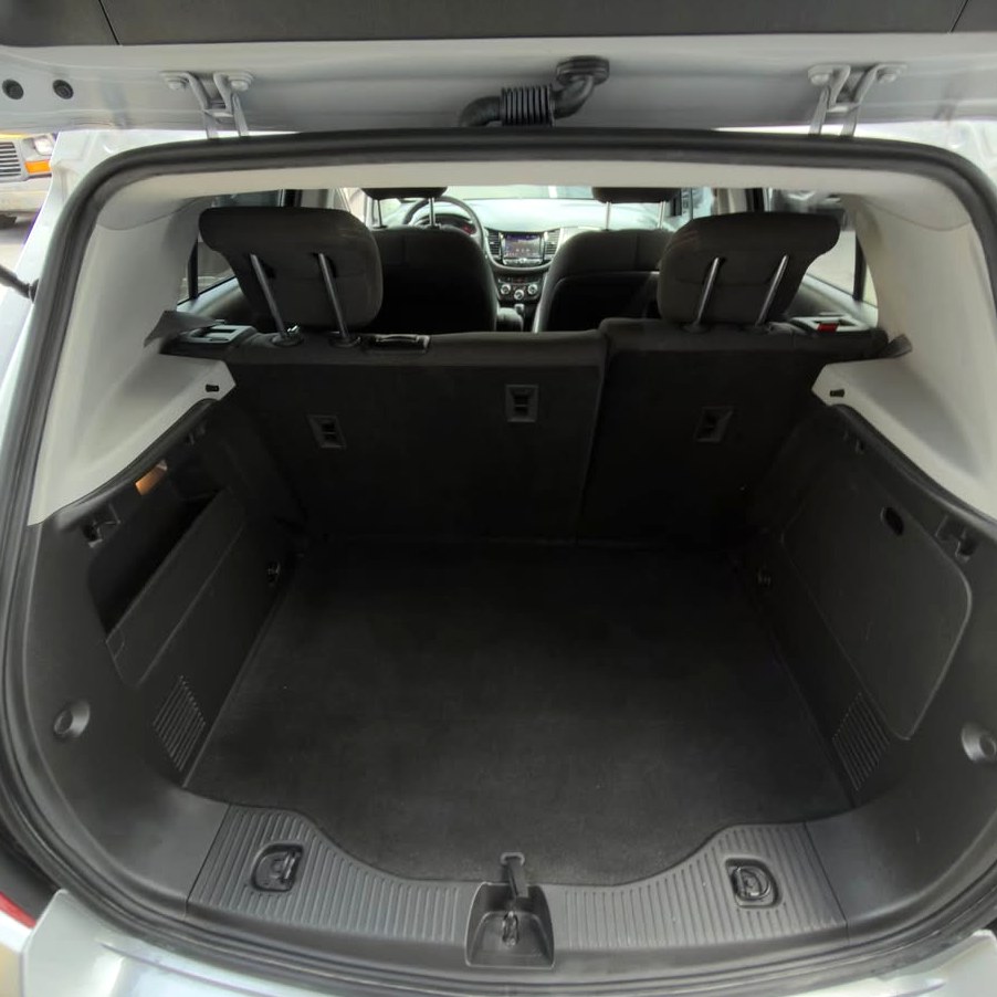 2021 Chevrolet Trax LS Sport