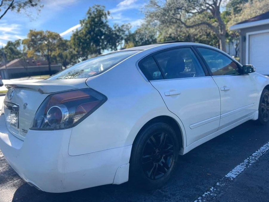 2010 Nissan Altima 2.5 S
